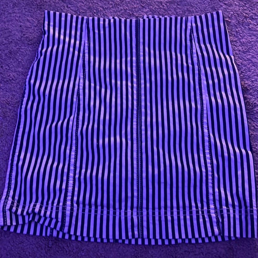 navy blue/white skirt